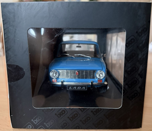 Ixo lada 2101 modellfahrzeug - ixo,